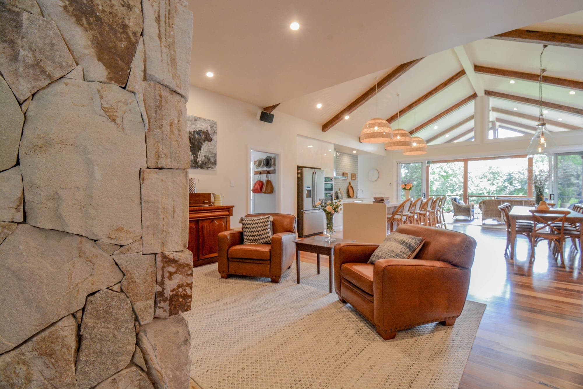 Stone feature fireplace